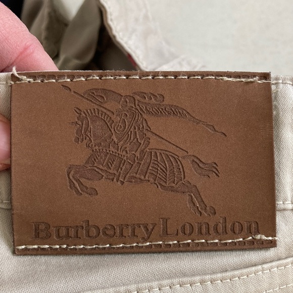 Burberry Light Beige Khaki Pants - Picture 7 of 13